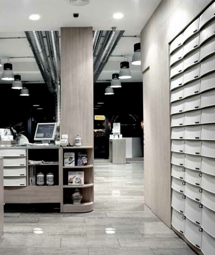 Armadi farmacia